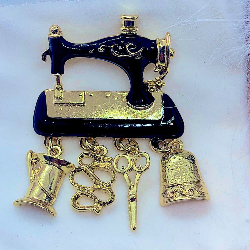 Sewing Machine Enamel Brooch